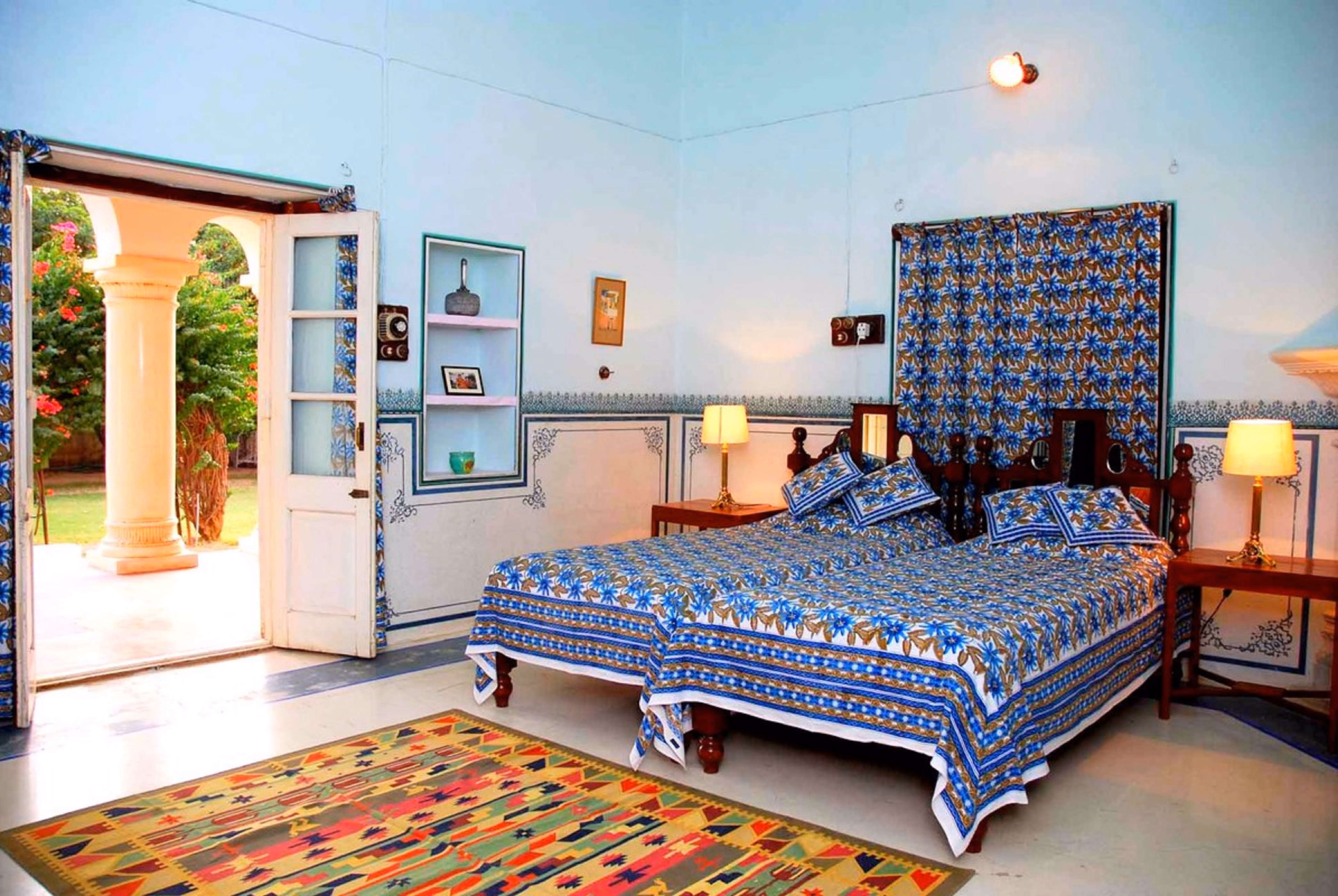 room-image