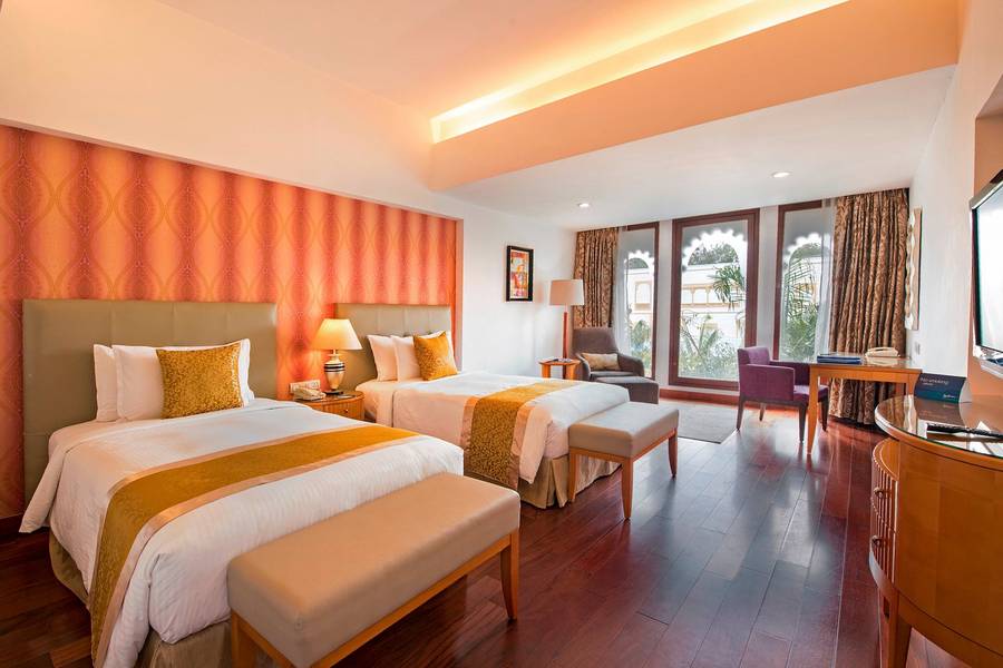 Radisson Blu Udaipur Palace Resort And Spa,Fateh Sagar Lake,5 star