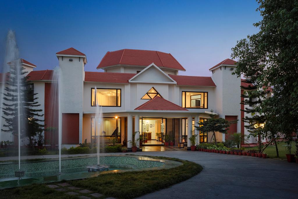 Naturoville Ayurvedic And Yoga Retreat By Opensky,Mussoorie>>Dehradun,4 star