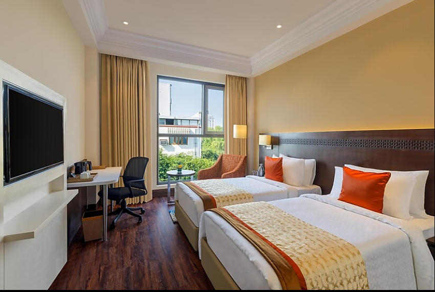 hideaway suites noida