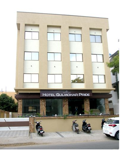 hotel gulmohar pride