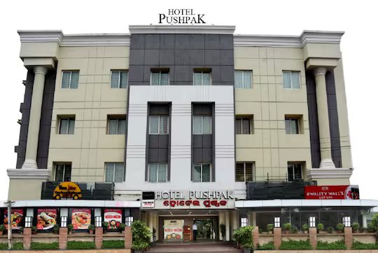 Hotel Pushpak,Kalpana Square,3 star