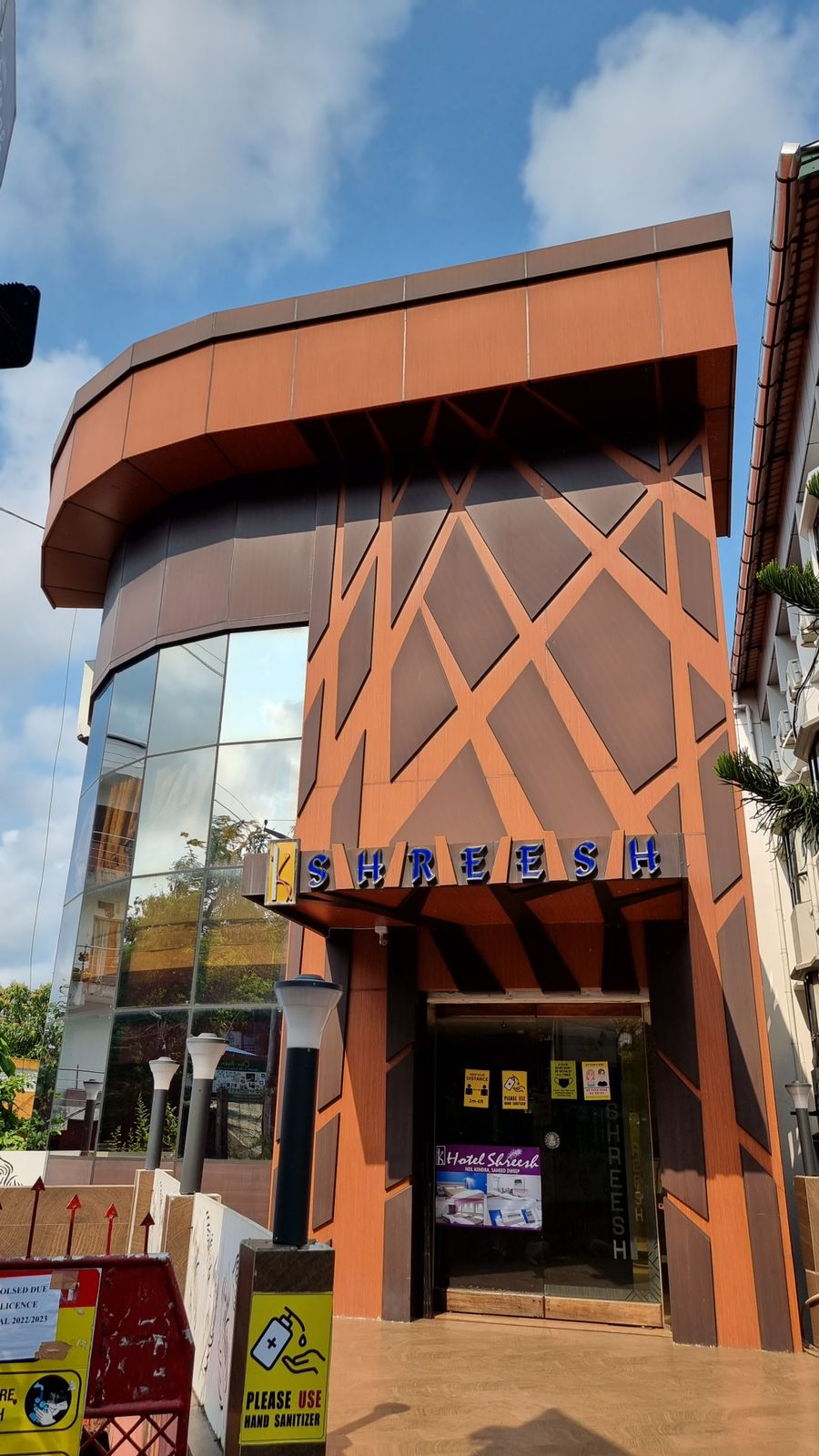 hotel shreesh