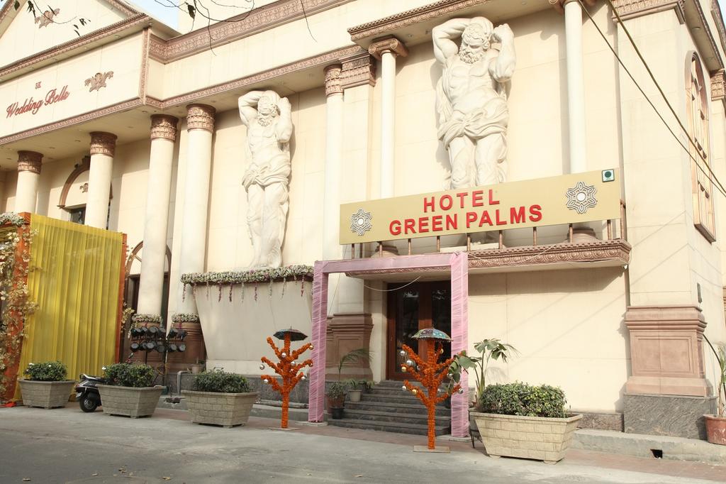 green palms hotel