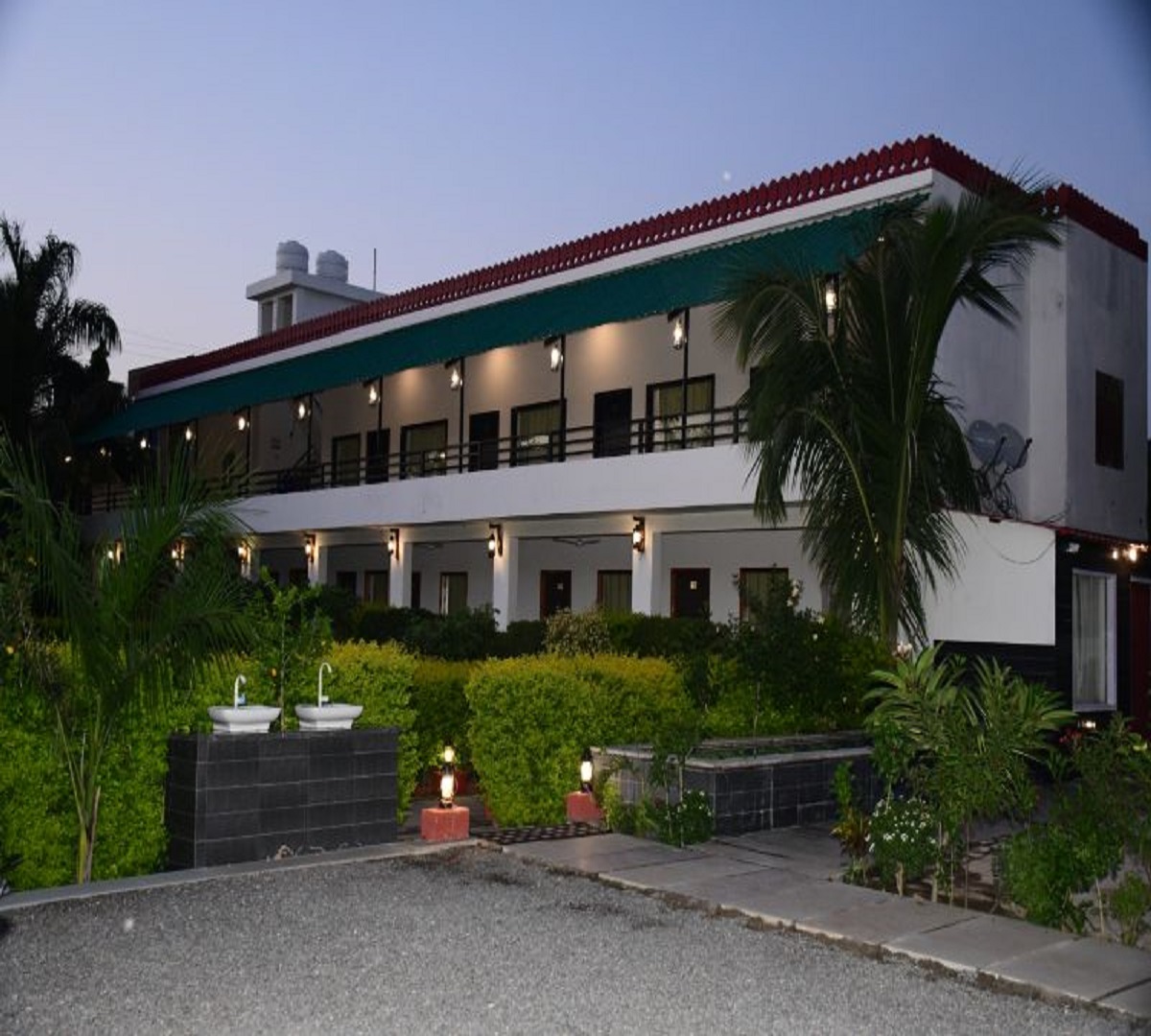 Ranthambore Noor Bagh,India>>Sawai Madhopur,3 star