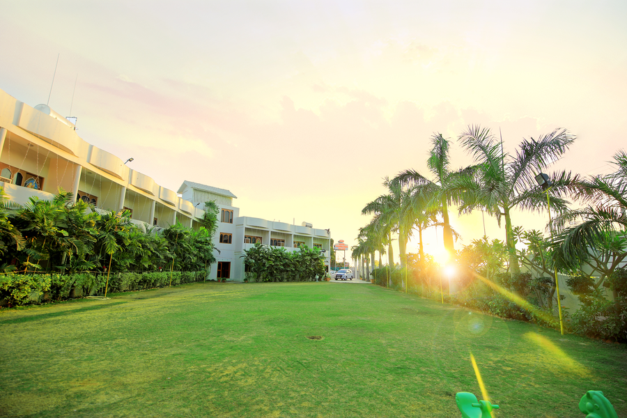 Hotel Chandrawati Palace