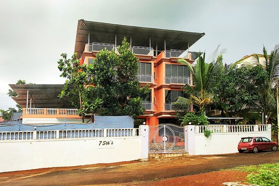 7 Sea's By Splenor,Chapora>>Anjuna,3 star