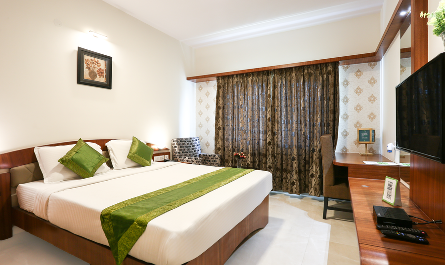 treebo premium akshaya mahal inn