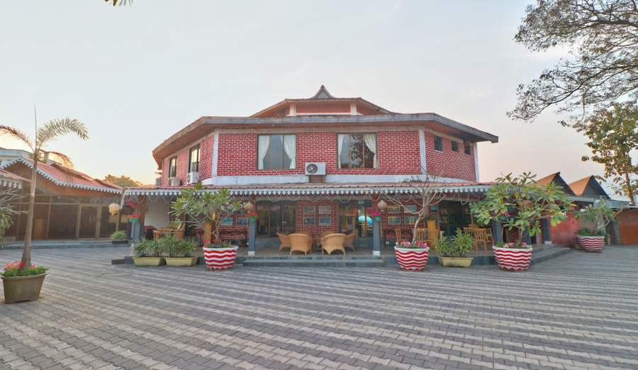 treebo premium blue mountain country club and resort