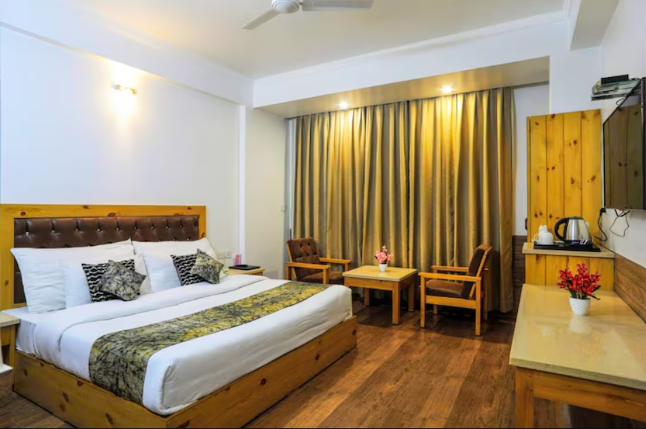 room-image