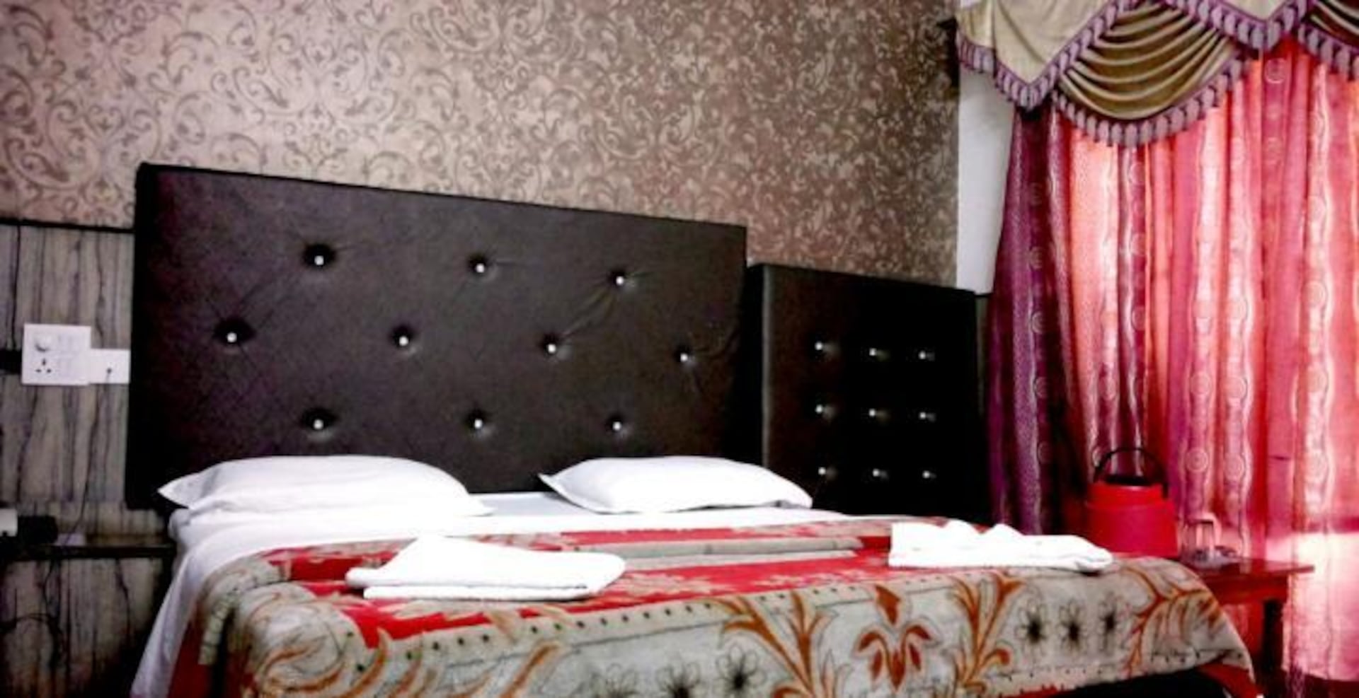 Hotel Indraprastha,Arvind Marg,0 star