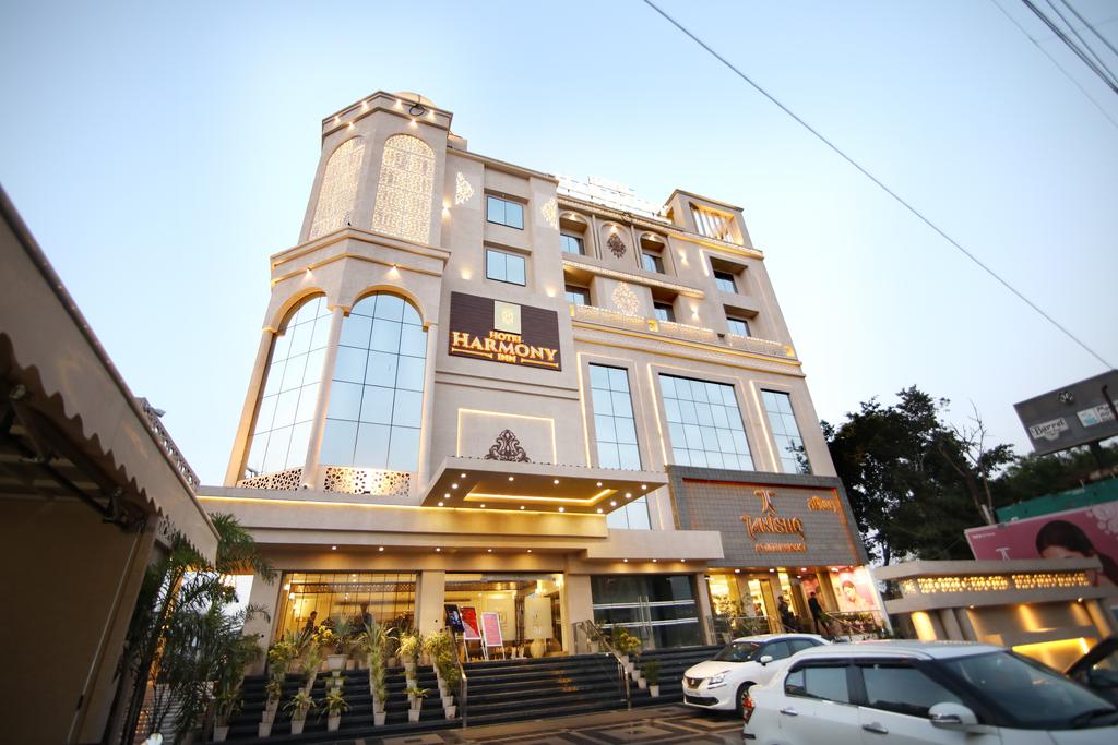 hotel harmony inn