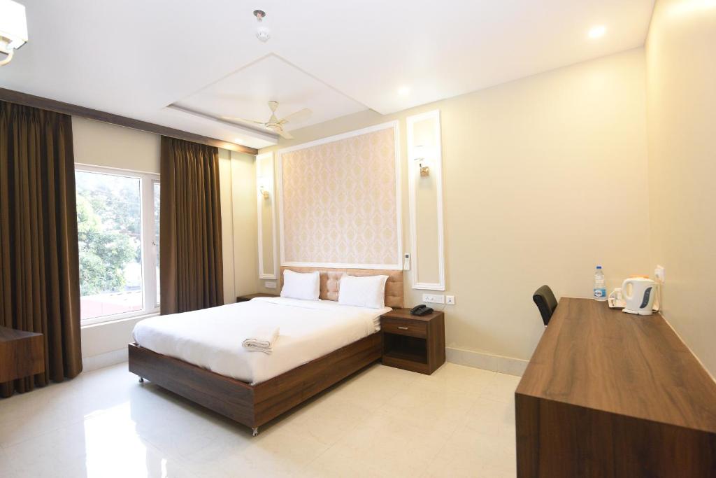 room-image