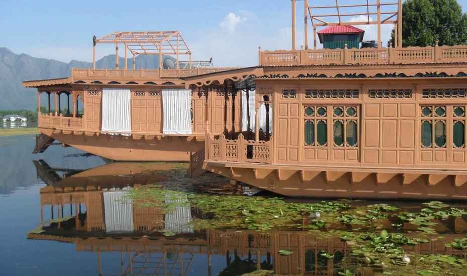 The Jewel In Crown Houseboats,Nageen Lake,5 star