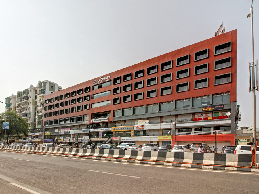 Hotel Comfort,Bholav, Bharuch,3 star