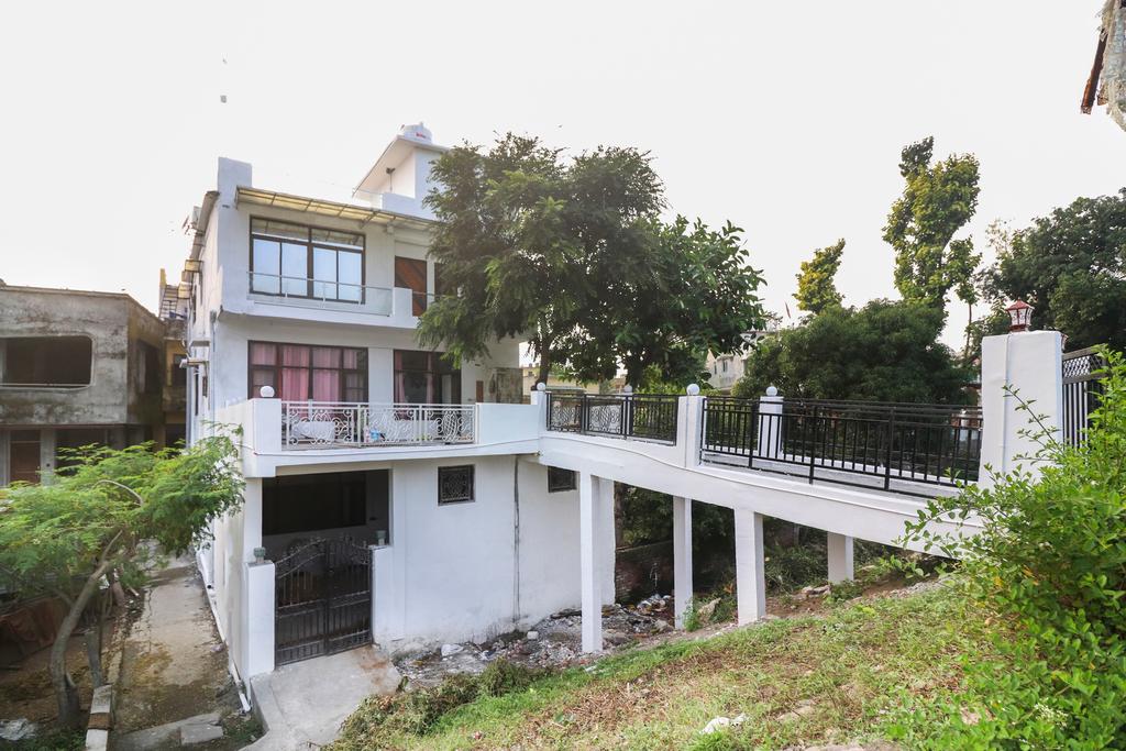 Ganga Forest View,Sturida Colony,3 star