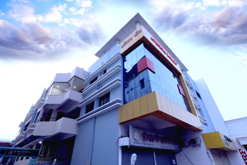 Ajinkya Lodge,India>>Sangole,2 star