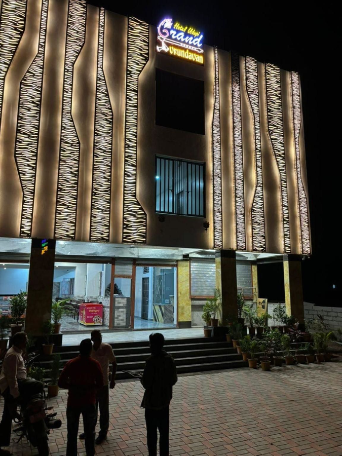 Ajinkya Lodge,India>>Sangole,2 star