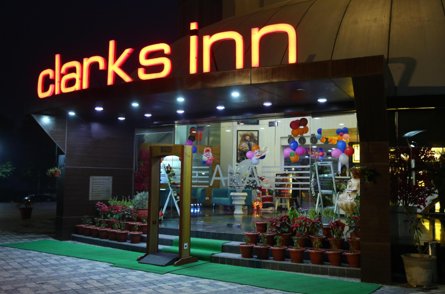 ana clarks inn panchkula