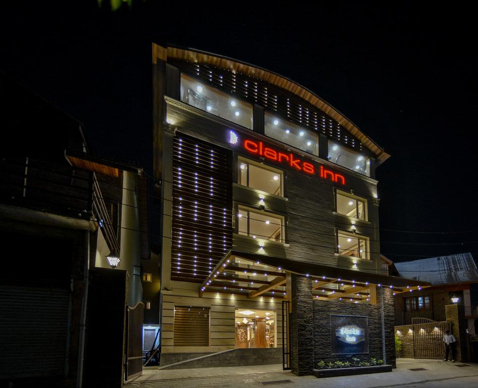 clarks inn srinagar