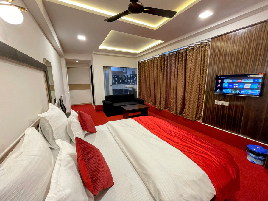 Hotel Midway Residency,Infocity>>Gandhinagar,3 star
