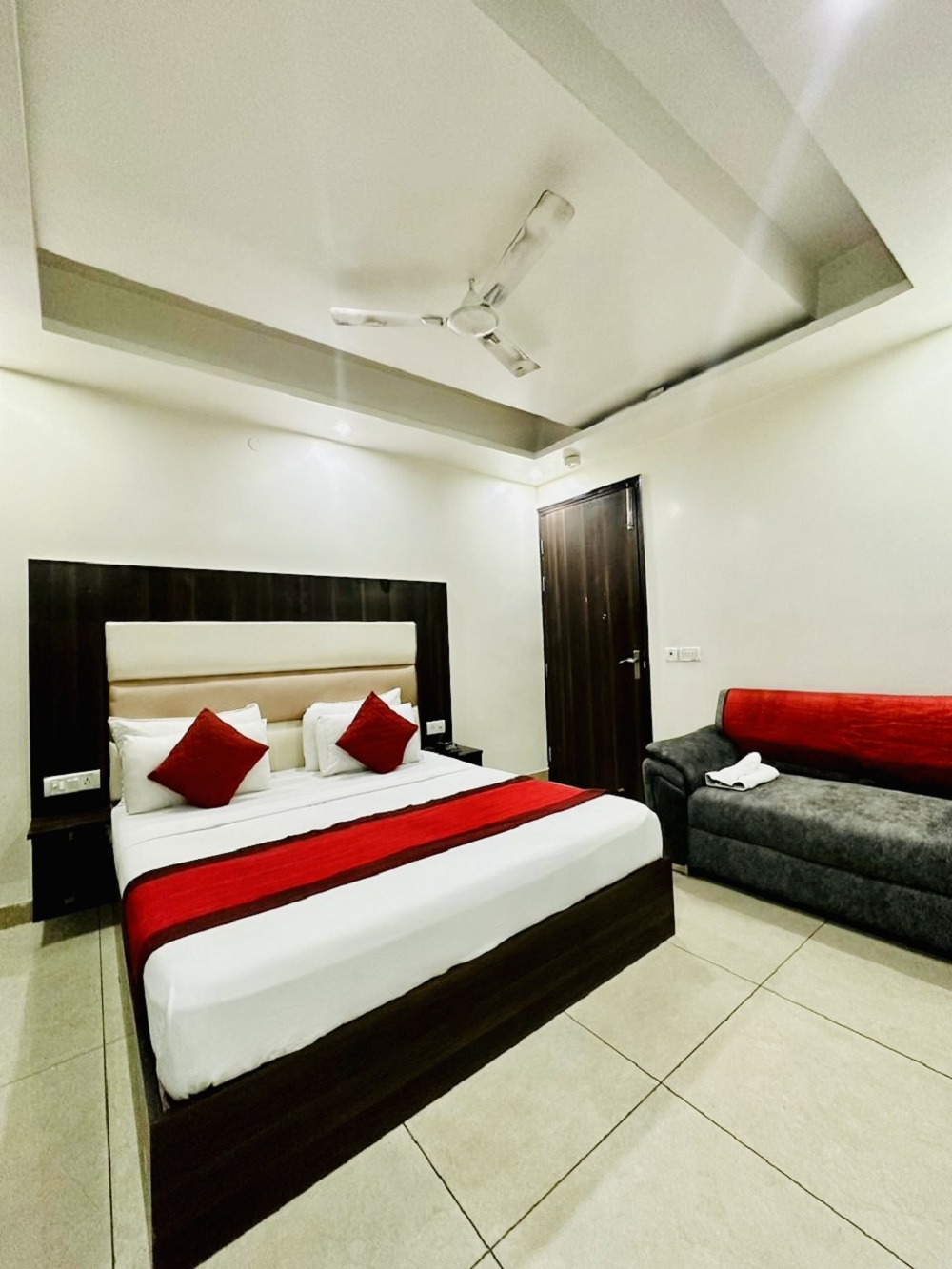 Hotel Mayank Residency