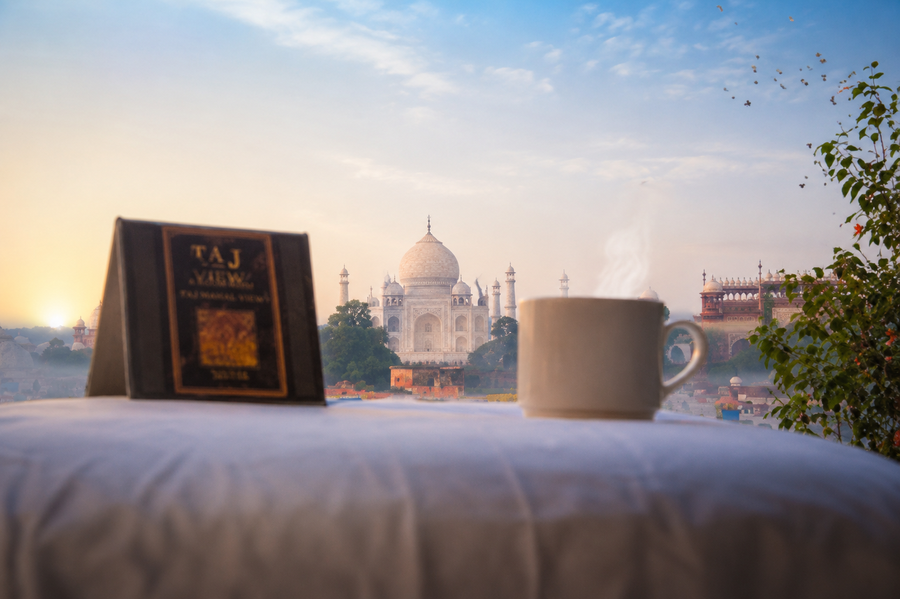 Lucky Restaurant And Guest House,Fatehabad Road,2 star