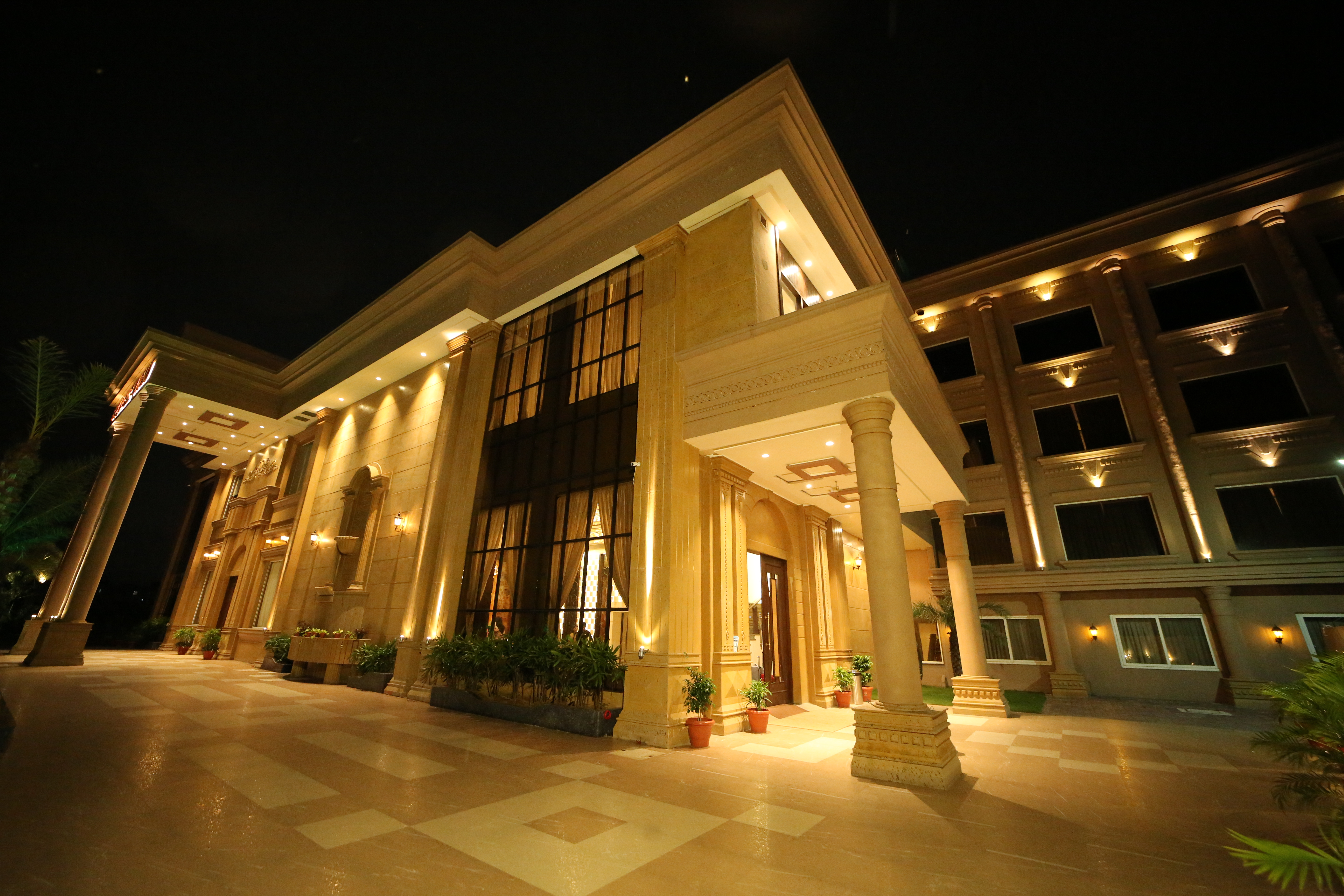 Hotel Prince Viraj,Vijay Nagar,4 star