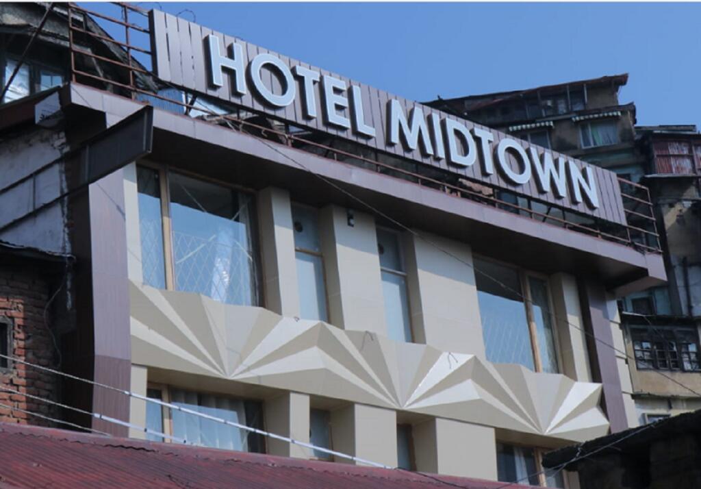 Hotel Midtown Malhotras,Near Tourism Lift,3 star
