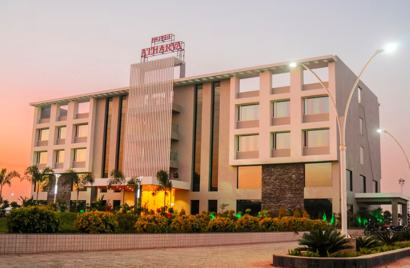 Hotel Atharva,Jabsinghpura Marg,3 star