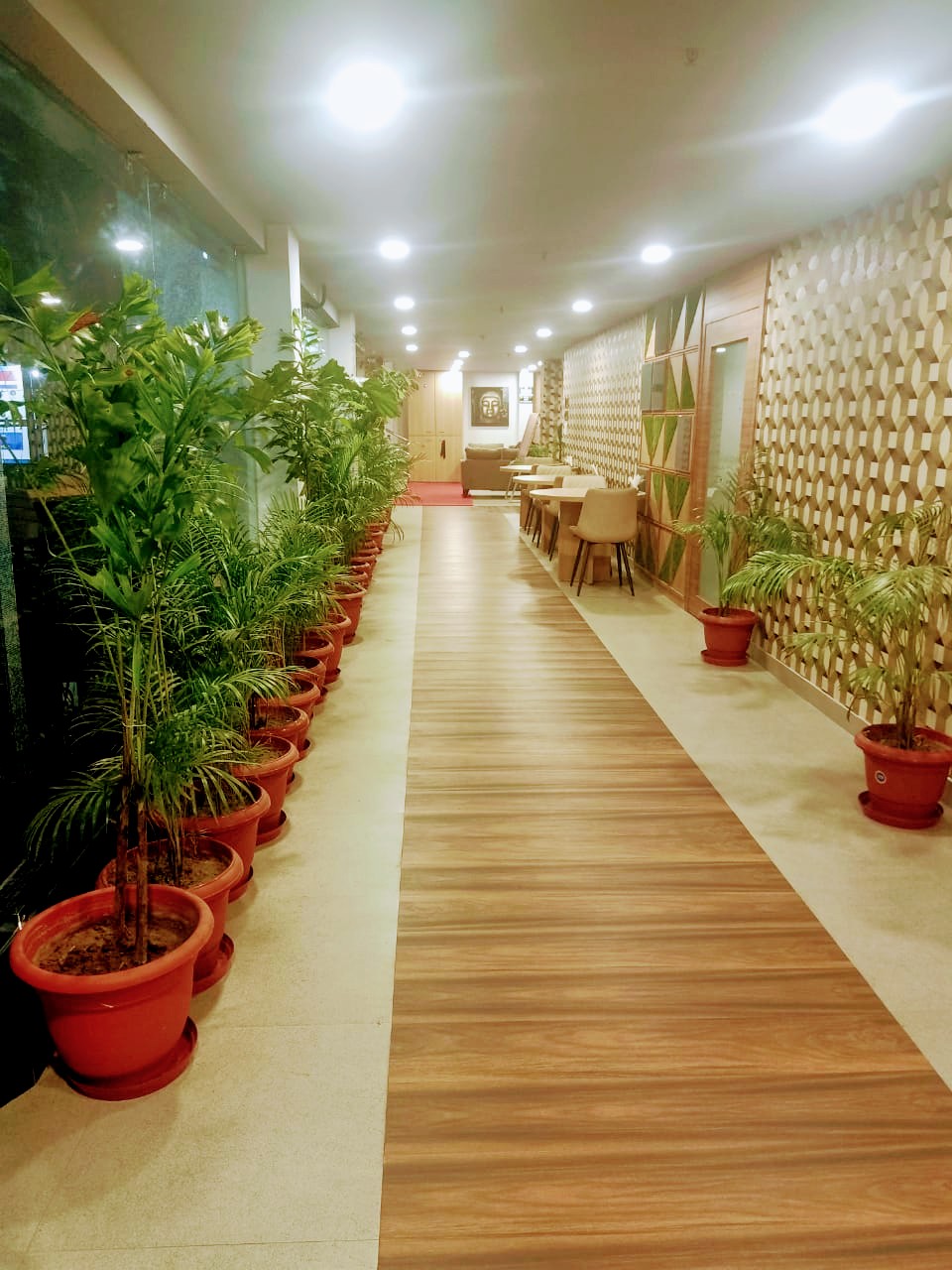 Vips Hotel Olive,Thana More,3 star