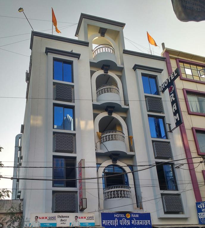 Hotel Shriram Ujjain,Dewas Rd,3 star