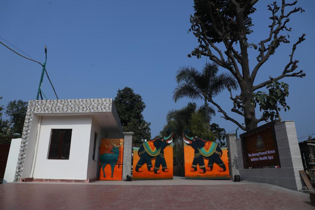 The Neeraj River Forest Resort  Ayurvedic Wellness Center,Ganga Bhogpur Talla,4 star