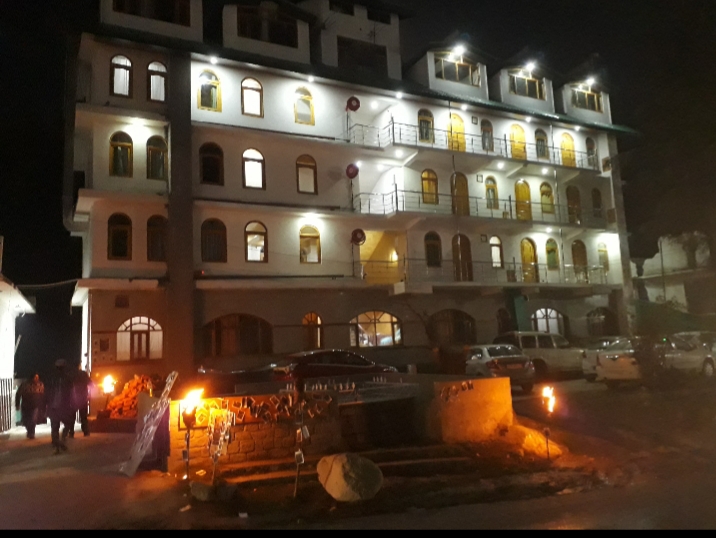 hotel avenue manali and adventure camp