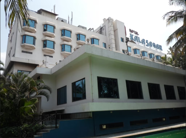 Hotel Kalasagar,Pimpri - Chinchwad>>Kune N.M.,3.5 star