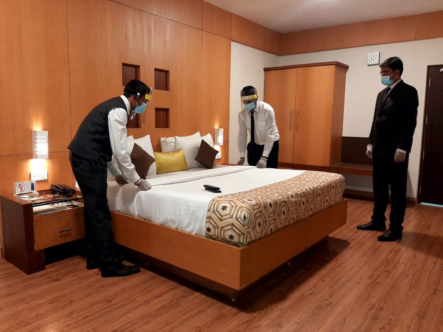 Meadows Residency,Near Botanical Garden,3 star