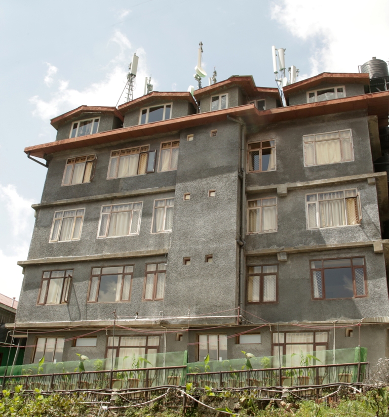 Hotel Sentiments,Bemloi>>Shimla,3 star
