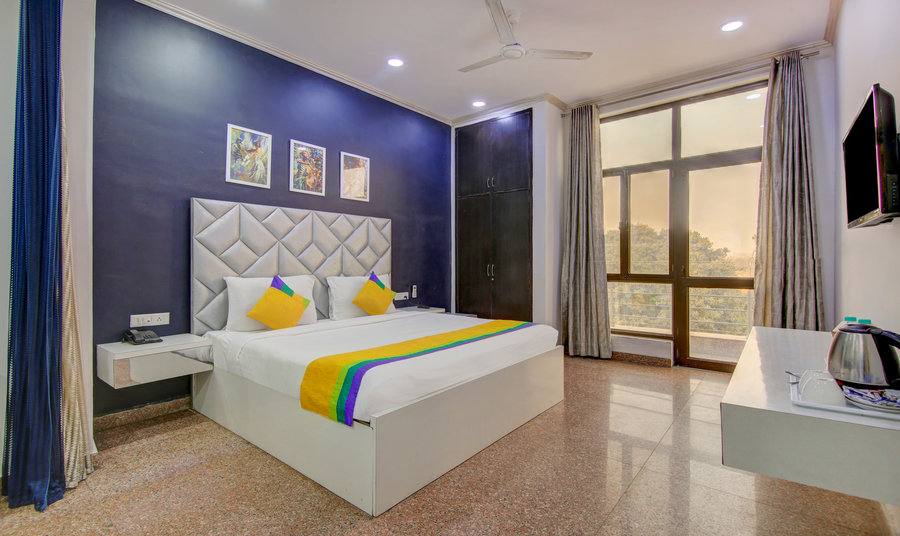 itsy hotels golden vista