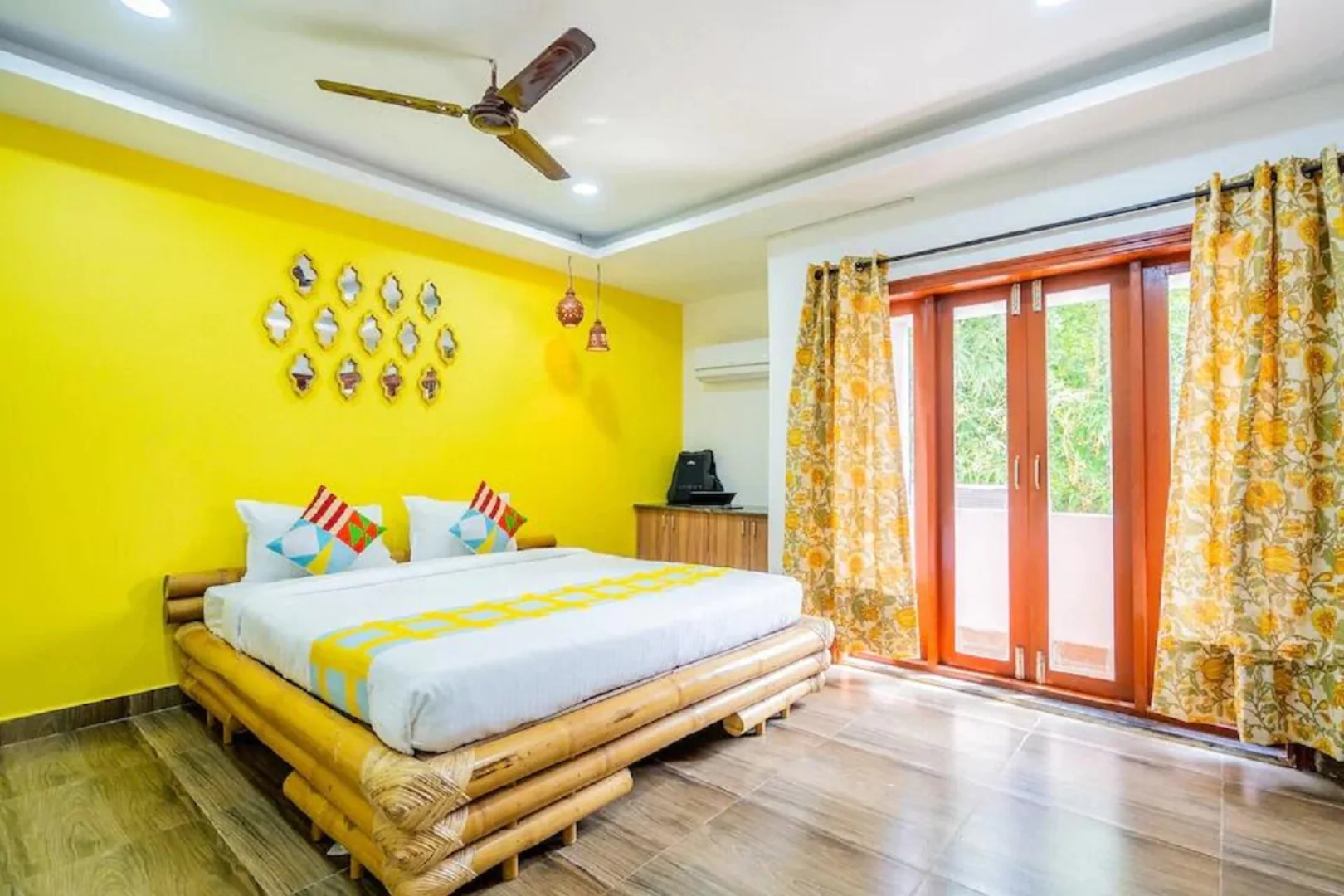 Signature Grande,No A1, 4Th Floor, Signature Grande, Cement Road, Jameeth Nagar, Amrutha Garden, Kottakuppam,3 star