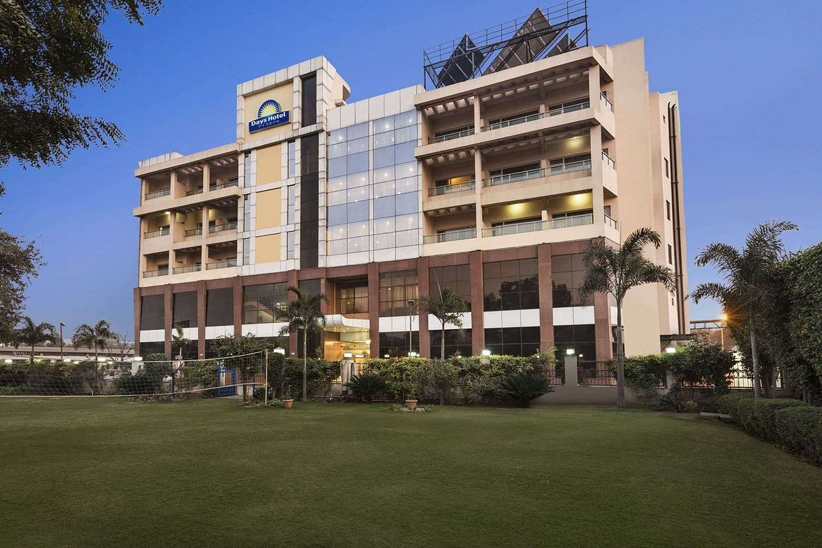 days hotel by wyndham neemrana