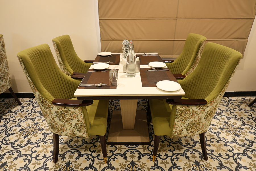 Days Hotel By Wyndham Neemrana,Chaubara,3 star