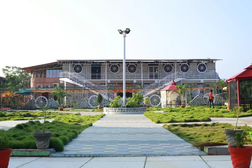 Elaa Resort,Tirunelveli>>Pudukkottai,2 star