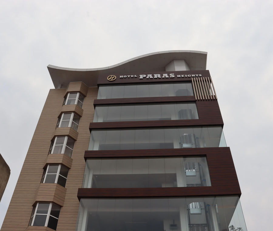 Hotel Paras Heights,Gamharia,3 star