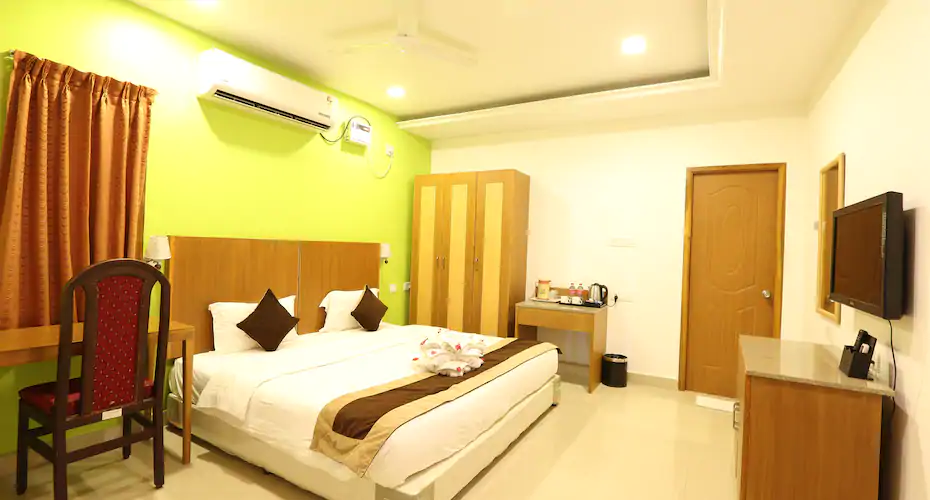 Mermaid Resort Kelambakkam