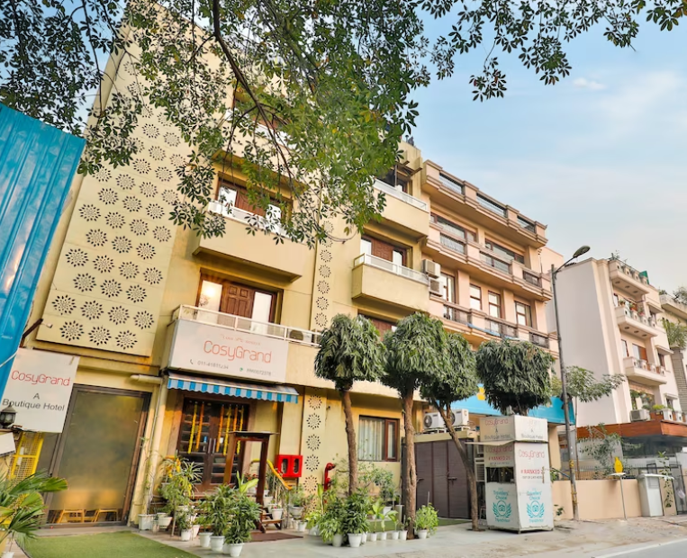 Cosy Grand, Near Chanakyapuri, Embassy Area,Chanakyapuri,3 star