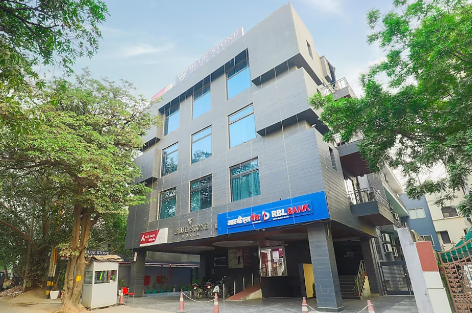 Hotel Bluestone Nehru Place,Nehru Place,4 star
