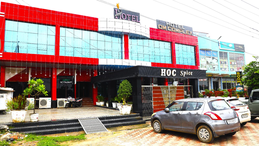 hotel om complex