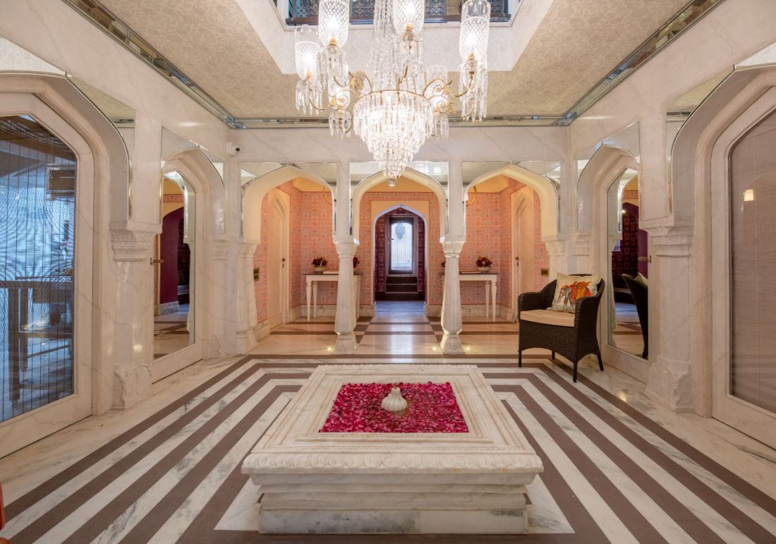 Surya Haveli,Hawa Sadak,3 star