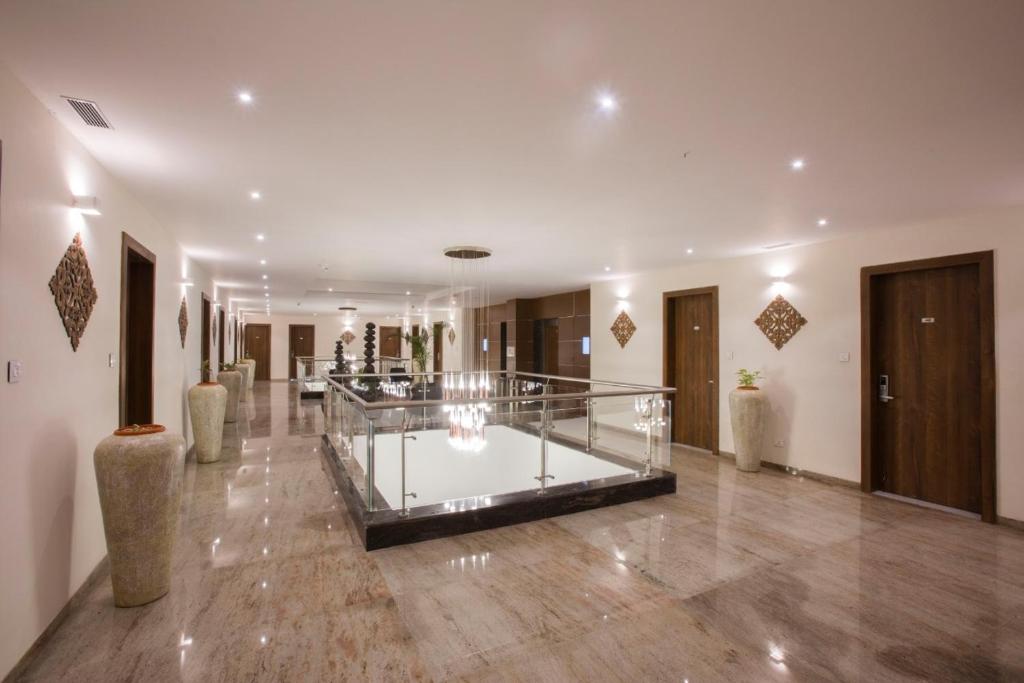 Sapphire Premium Hotel And Suite,Malkapur,3 star