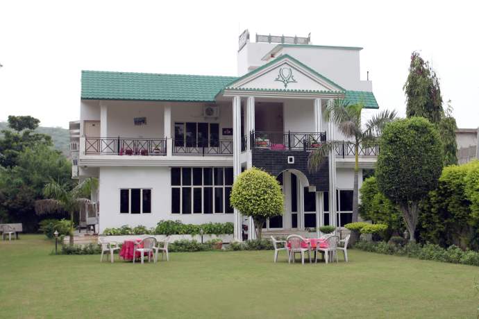 Amrit Resort Alwar,India>>Alwar,2 star